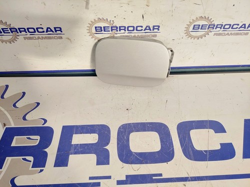 A0005845917 outer fuel cap - outer,