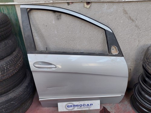 A1697202205 front right door - front, /